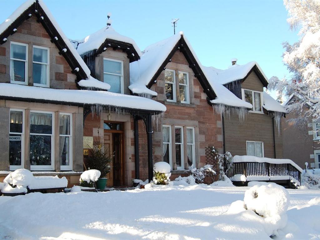 Glenan Lodge Self Catering Tomatin Екстер'єр фото