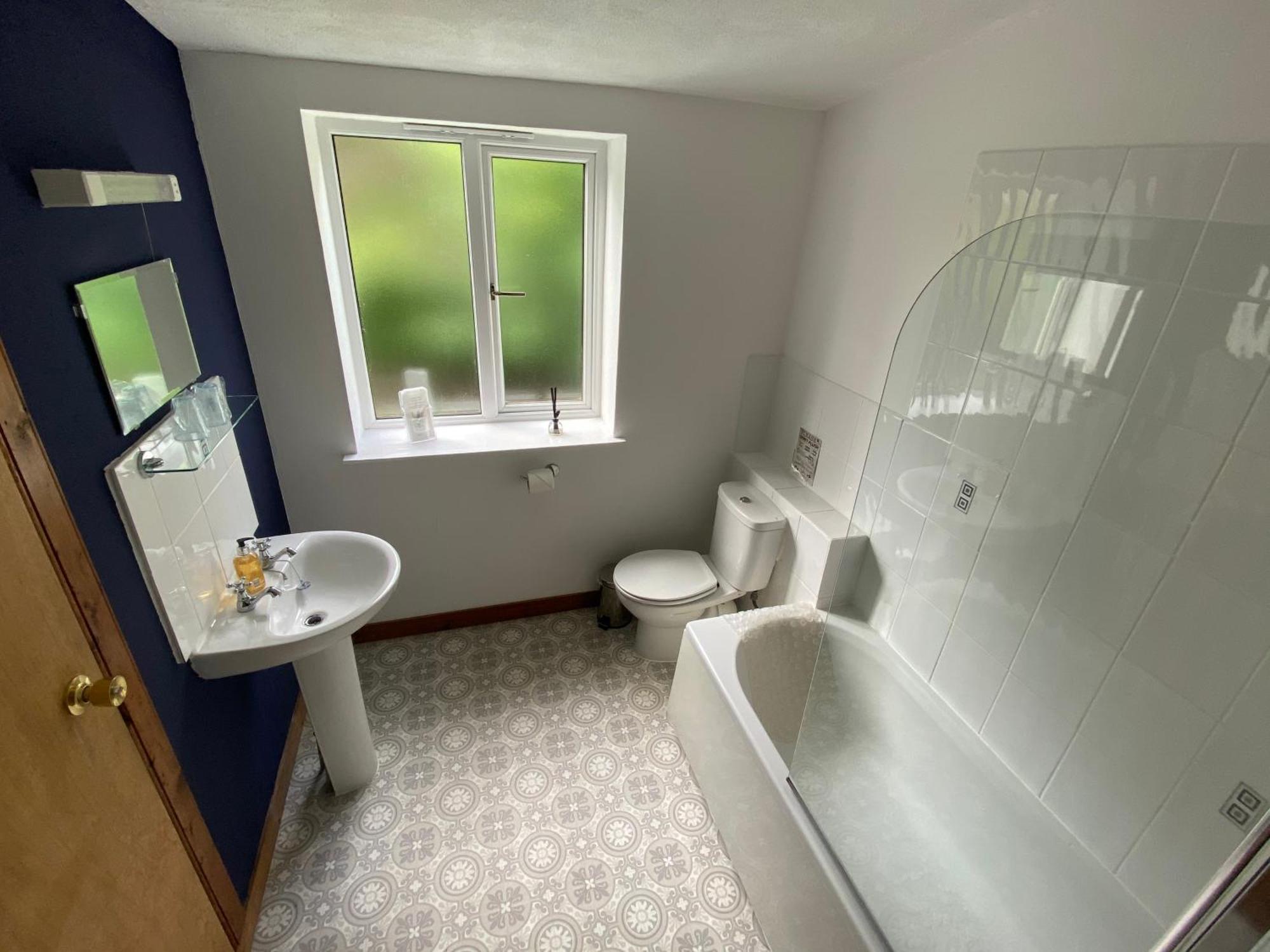 Glenan Lodge Self Catering Tomatin Екстер'єр фото